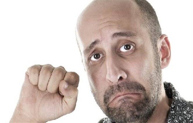 الرجال "أكثر عرضة من النساء" لمعاناة مشاكل عقلية ناجمة عن العمل!