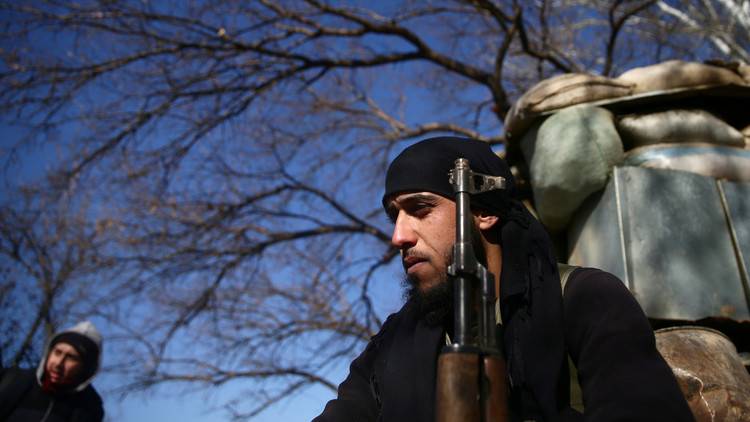 مع تجدد الحرب بين المسلحين... الجيش السوري يوسع سيطرته على الغوطة الشرقية