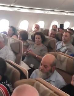 بالفيديو: 