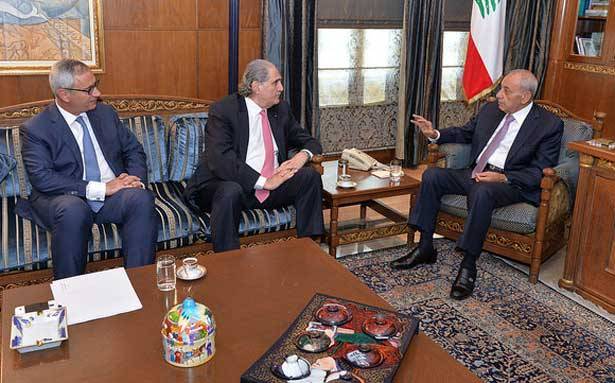 التقى جريصاتي والجراح و«نواب الأربعاء»
برّي : أشك في ردّ عون للسلسلة .. والتواصل
اللبناني ــ السوري أمر طبيعي ولمصلحة البلدين