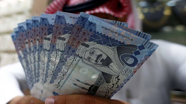 السعودية تنجح بتقليص عجز الميزانية ورفع الإيرادات!