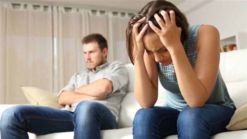 بالفيديو – انتقمت منه بطريقةٍ قاسيّة بعدما اكتشفت خيانته... إليكم ماذا فعلت!