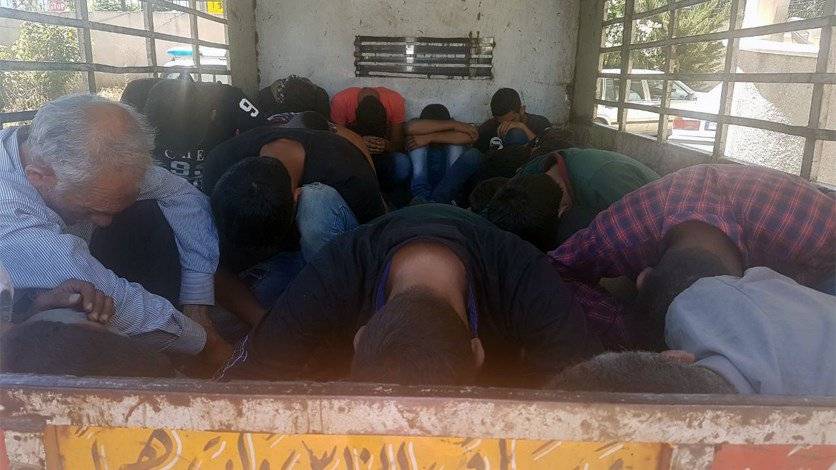 بالصورة - توقيف 34 سورياً في شتورا...بعد مطاردة واطلاق نار