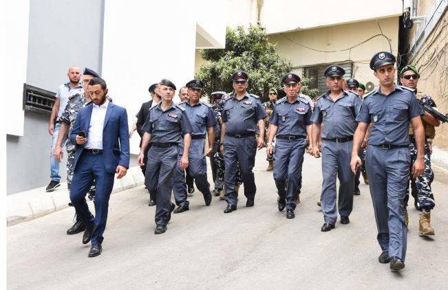 بالصور: اللواء عثمان في سجن روميه.. وهذا ما طلبه من الضباط