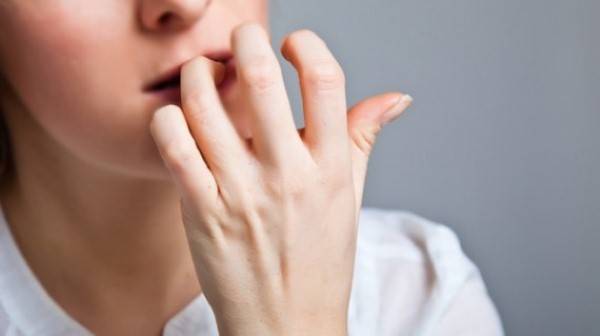 هل تقضمون أظافركم؟ ما تفعله هذه العادة بصحتكم أكثر مما توقعون!