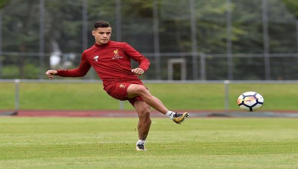 ليفربول يضع 3 خيارات لتعويض رحيل كوتينيو المحتمل