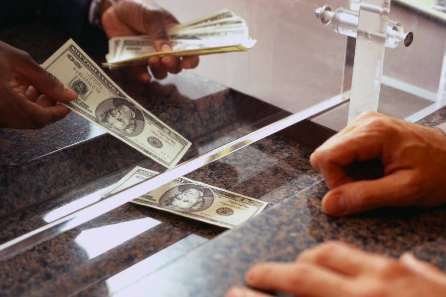 كارثة كادت تحدث.. خطّط لاستهداف بنك عبر تفجير 