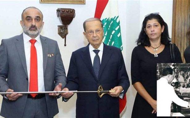 عون سلّم سيف التخرّج
لعائلة الشهيد الملازم الأول نديم سمعان