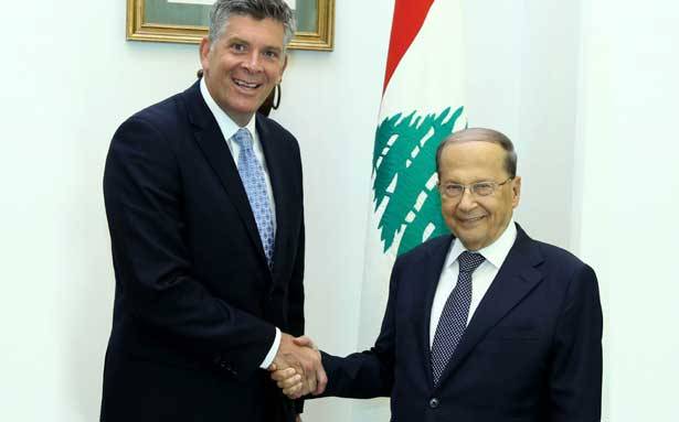إلتقى رئيسي الجمهوريّة والمجلس وقائد الجيش وجعجع
عضو الكونغرس الأميركي: الجيش يقوم
بعمل جبار في مُكافحة الإرهاب