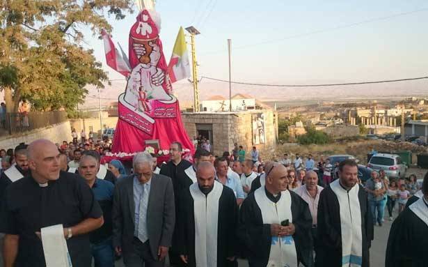 مسيرة في دير الأحمر
احتفالاً بعيد انتقال السيّدة