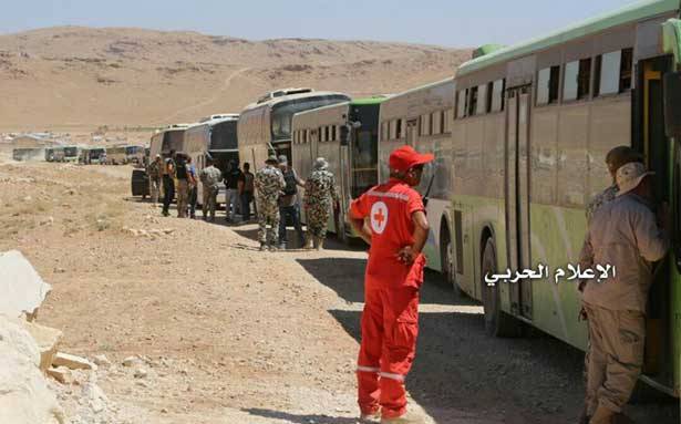 جرود عرسال خالية من المسلّحين...وأول المغادرين «العمدة»