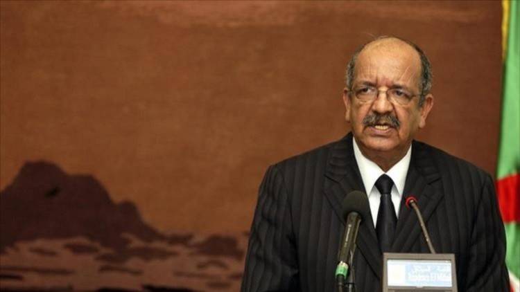 وزير الخارجية الجزائري: الأزمة الخليجية معقدة ولا مبادرات بشأنها