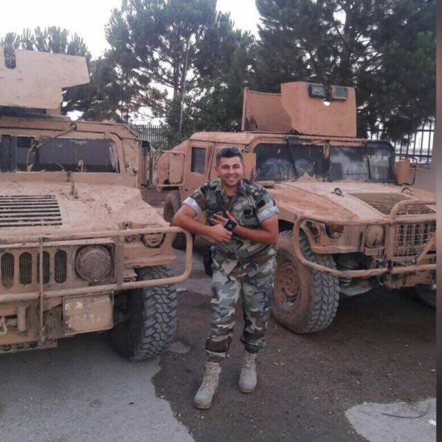 بالصورة.. إصابة ملازم أول بعملية تحرير جرود رأس بعلبك