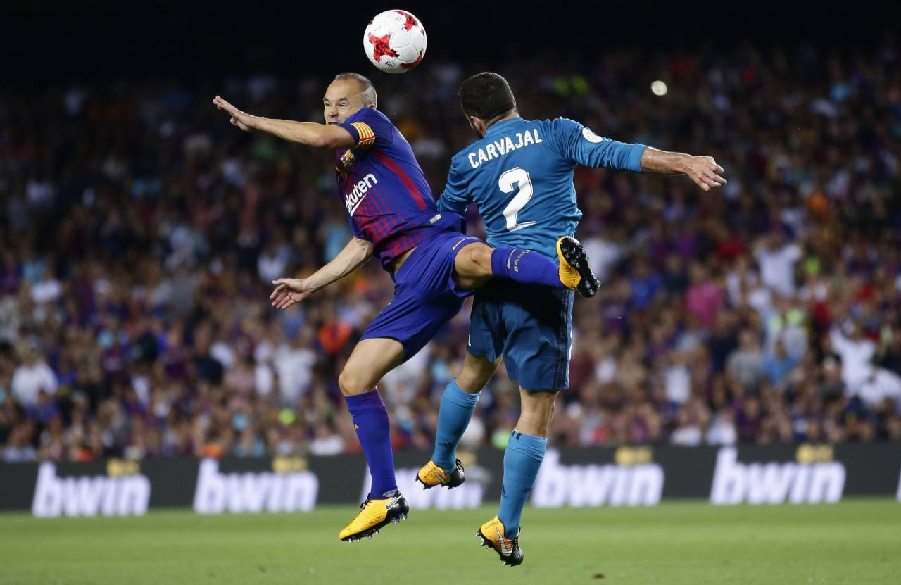 انييستا يغيب عن الكلاسيكو