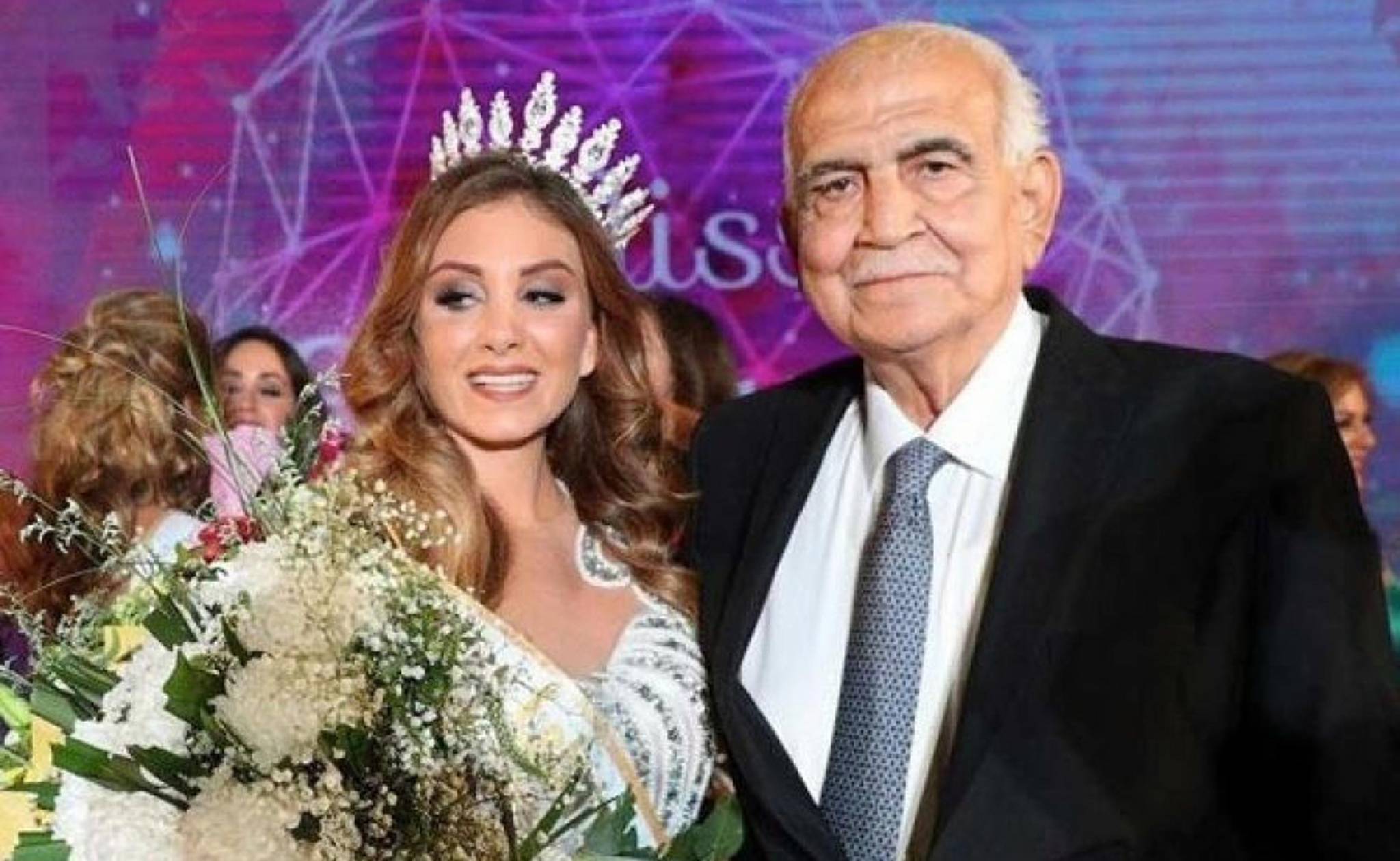 «لجنة مهرجانات المغتربين» في ضهور الشوير سحبت اللقب من الملكة للعام 2017