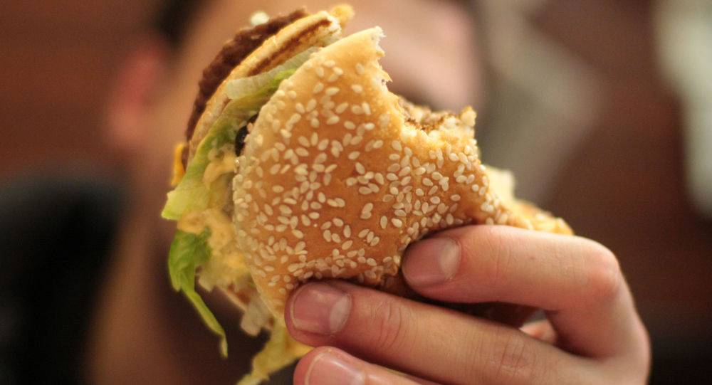 ثورة على السوشال ميديا والسبب 