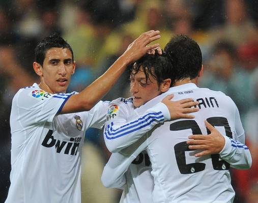 نجم مدريدي سابق يقترب من برشلونة!