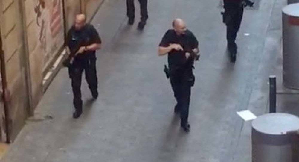 منظمو الهجمات الإرهابية في إسبانيا ينتمون لخلية من 12 شخصا