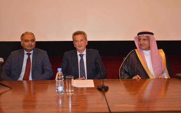 إطلاق «كتاب أنظمة الدفع في لبنان»
سلامة : البنك المركزي مُتمسّك بالنموذج المصرفي والنقدي لتحقيق الإستقرار والسيطرة على التضخّم