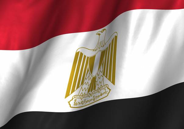 مصرع 5 أشخاص وإصابة 60 بانقلاب حافلة في السويس في مصر