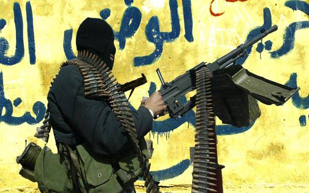 «امر عمليات» ارهابي في عين الحلوة بالتزامن مع استكمال معركة الجرود