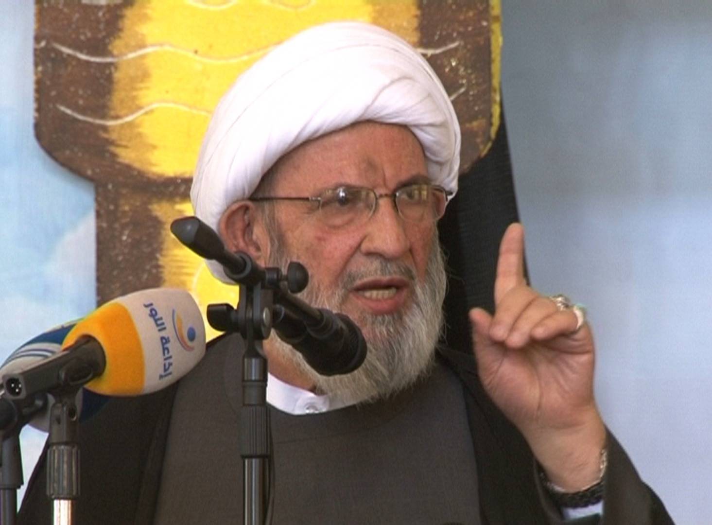 يزبك: الجيش قادر أن يحرر كل شبر من أرض لبنان
