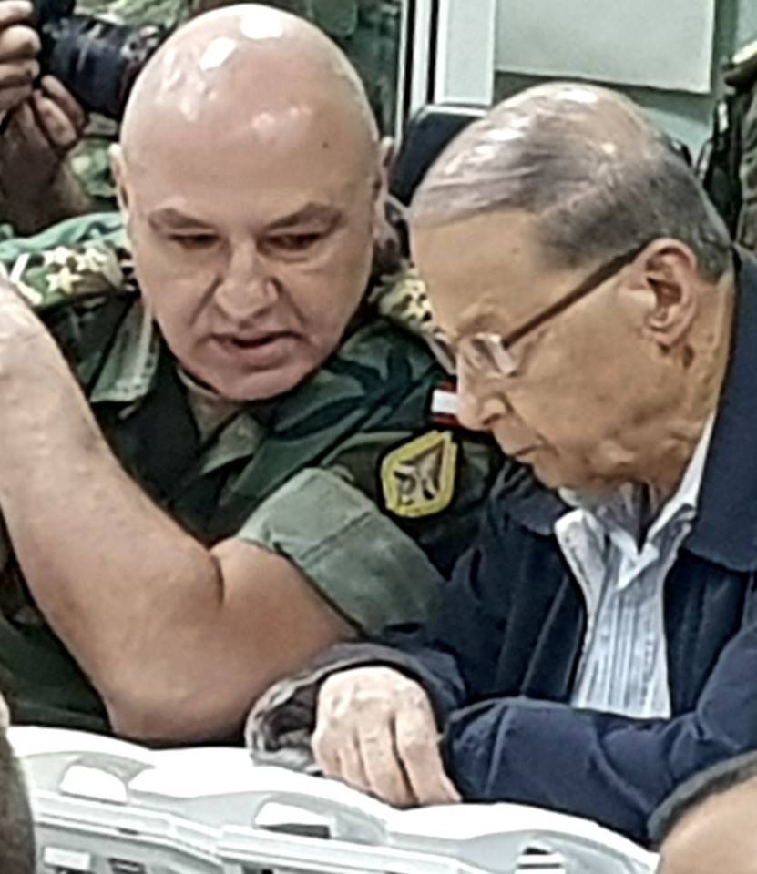 زيارة فخامة رئيس الجمهورية العماد ميشال عون غرفة العمليات في قيادة الجيش (صور وفيديو)