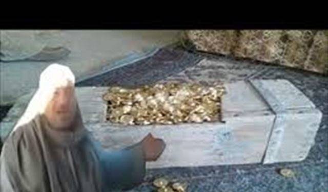 بالفيديو.. مصري يكتشف كنوز قارون ويؤكد "اسجنوني لو بأكذب"
