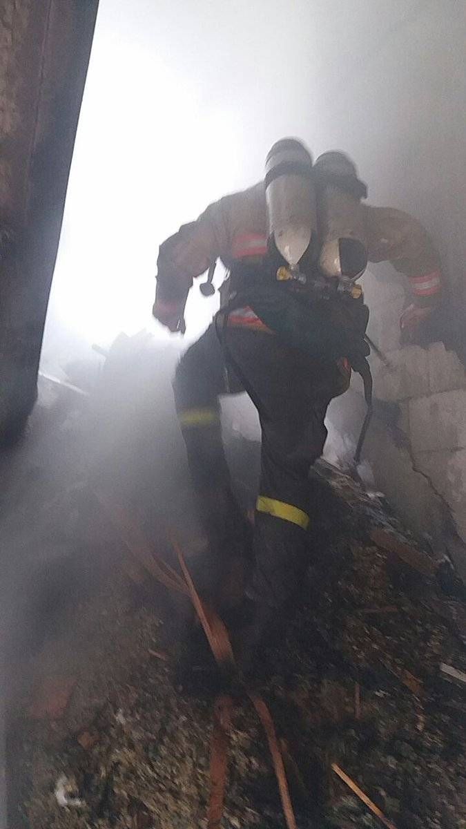 اخماد حريق اندلع في معمل للاخشاب في نهر ابراهيم