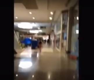 بالفيديو: ما حصل لها بعد مشاهدة فيلم "أنابيل".. استدعى نقلها إلى المستشفى!