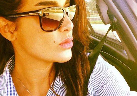 ممثلة مصرية تنافس النجمات العربيات أناقة.. من هي؟ (صور)