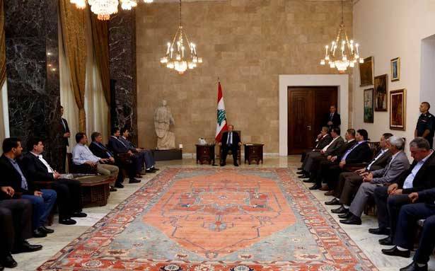 دعا العرساليين للتجذّر في أرضهم
عون : معركتنا مع الإرهابيين ناجحة
سنُصلح ما خرّبه وسنقضي على ما تبقّى منه