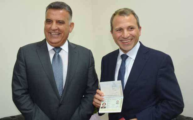 إطلاق جوازات السفر البيوميتريّة الديبلوماسيّة والخاصة
ابراهيم: هناك استحالة مُطلقة لتزويره
باسيل: نؤمّنه للبنانيين في الخارج