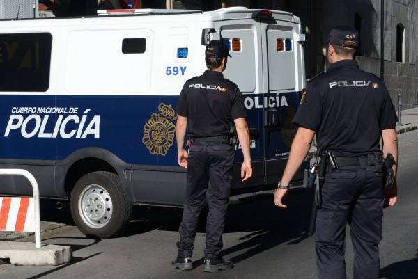 مسؤول في إقليم كاتالونيا الإسباني: جسم مشبوه في حافلة في برشلونة (سكاي نيوز)