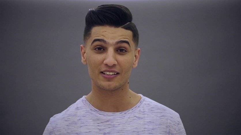 بالفيديو: إنتقادات لاذعة.. ماذا فعل الأطباء بوجه محمد عساف؟