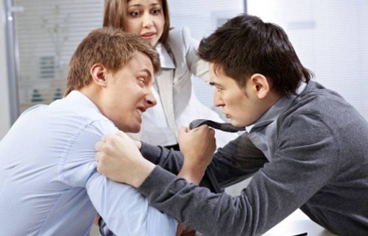 ماذا تفعل إذا بلغتَ الـ35 وتكره وظيفتك؟