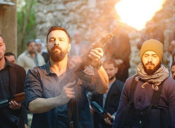 تيم حسن ووفاء الكيلاني بصورة في غاية الرومانسية