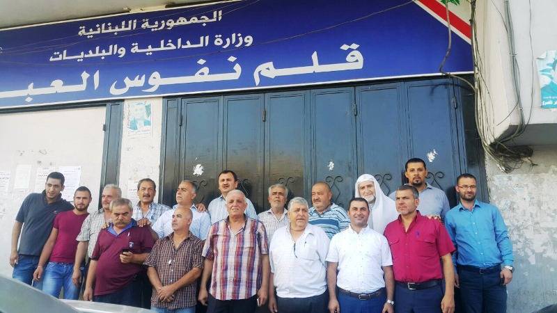 اعتصام أمام دائرة نفوس العبدة احتجاجا على عدم التعطيل الجمعة
