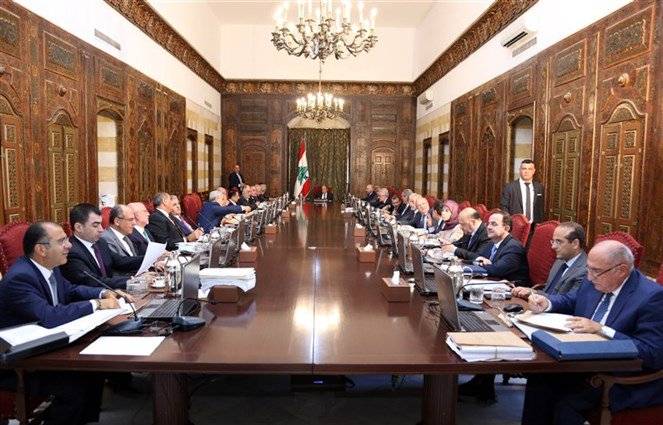 مجلس الوزراء يقرّ برئاسة رئيس الجمهورية في قصر بيت الدين ادخال تعديلات على دفتر الشروط الخاص باستدراج عروض معامل توليد الكهرباء