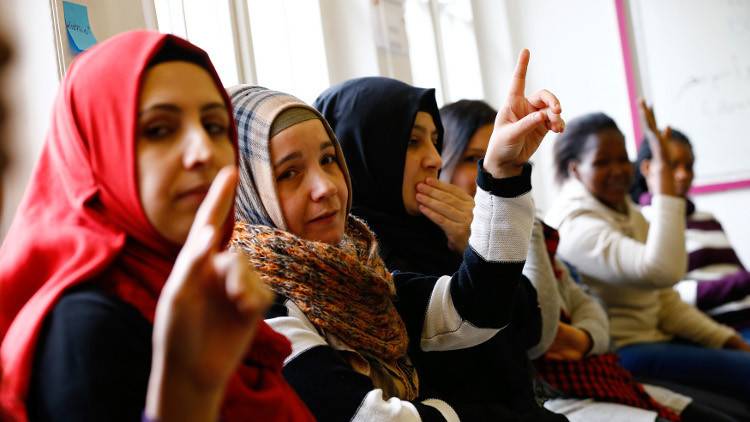 تقرير: المسلمون في ألمانيا يقابلون بالتحفظ رغم اندماجهم