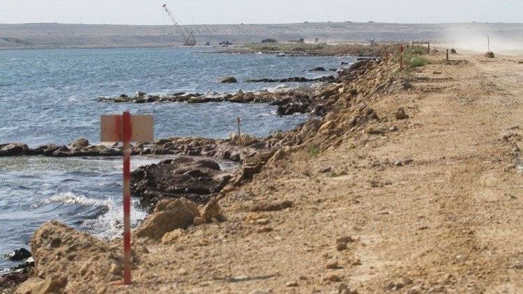 لقي 12 شخصا على الأقل مصرعهم، وفقد 3 آخرون بعد سقوط حافلة ركاب تابعة لشركة نفطية في البحر بإقليم كراسنودار جنوبي روسيا