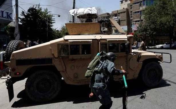 مقتل عشرات الشيعة بهجوم «داعشي» على مسجد في كابول
