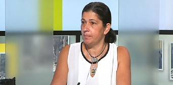 بالفيديو...والدة شهيد في الجيش توجه رسالة قوية إلى عقاب صقر!