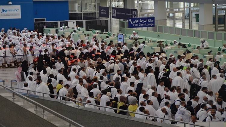 السعودية.. تصاعد أزمة مطار جدة ونائب الأمير يتدخل