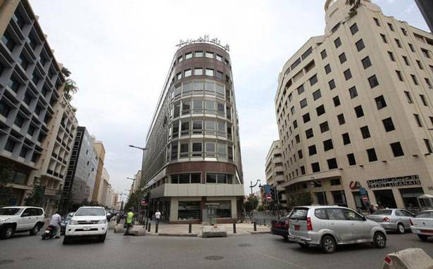 المصارف تؤكد متانة الوضع النقدي  بفضل السيولة المرتفعة لديها
ونجاح القطاع في استقطاب ودائع جديدة من الخارج وسياسة «المركزي»