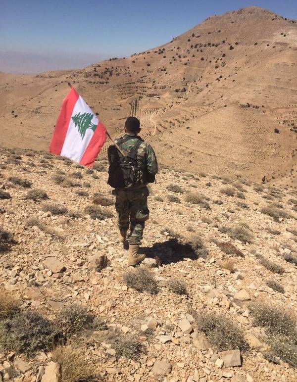 الجيش: استكمال الانتشار في وادي مرطبيا ومحيطها ومسح الاراضي لكشف العبوات والالغام