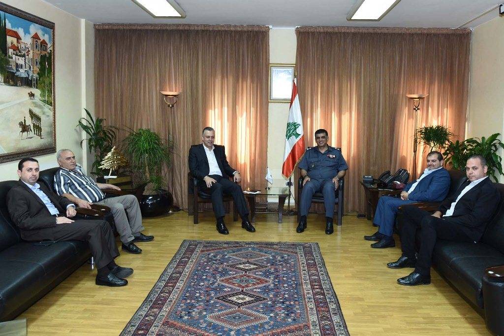 عثمان استقبل حبيش مع وفد ورئيس جمعية مربي الخيول العربية