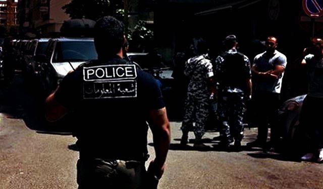 مَيْ إستخدمت رِقّتها لتلهي عناصر 'المعلومات'.. ولكن!