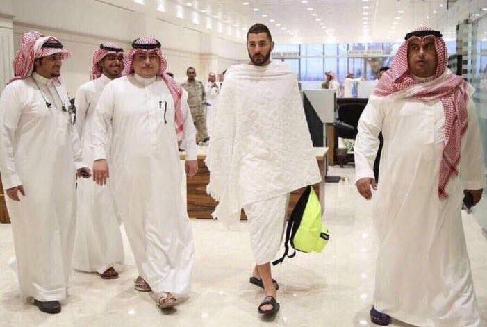 ما صحة سفر بنزيما لأداء الحج؟!