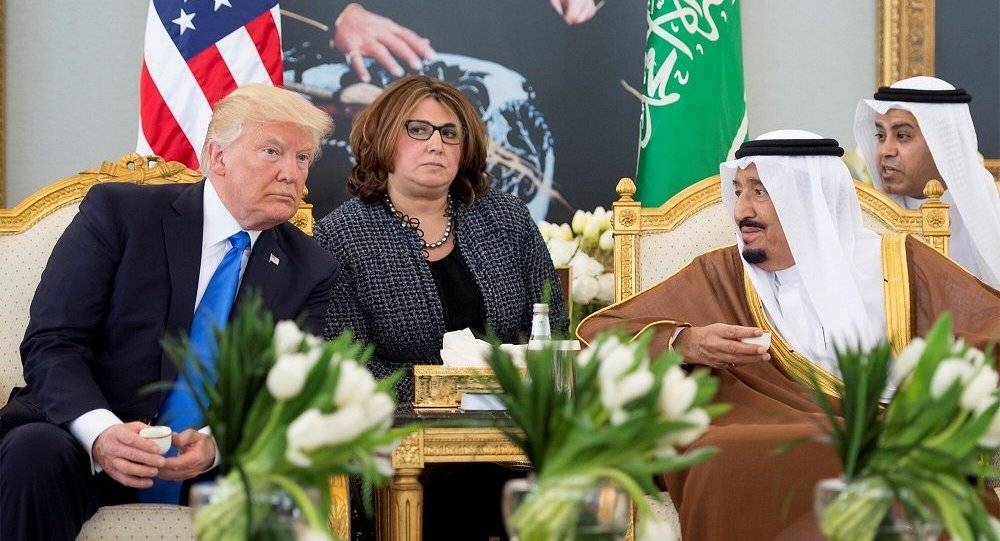 ترامب يحث الملك سلمان على إنهاء الأزمة في قطر